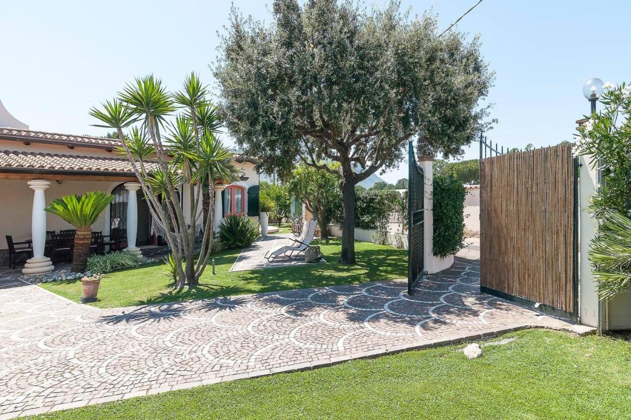 La Cesa Holiday House San Felice Circeo Buitenkant foto